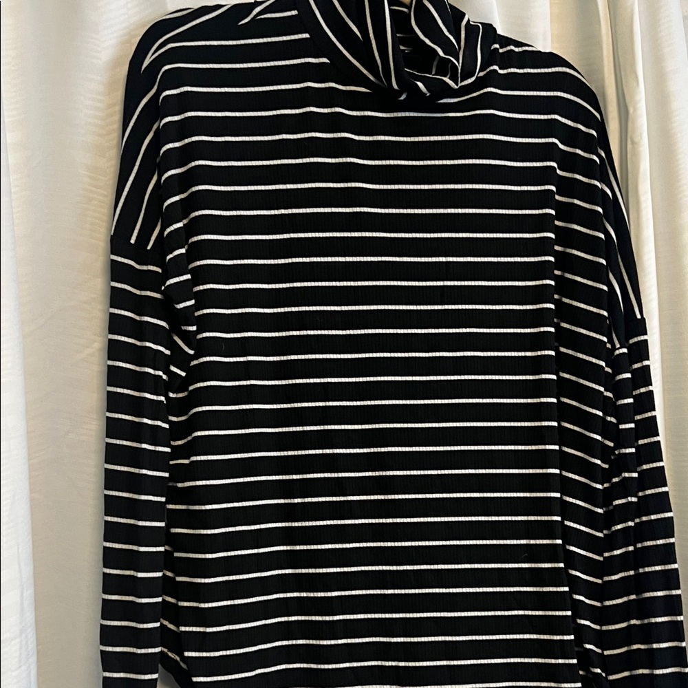 Michael Kors Elegant Black and White Top